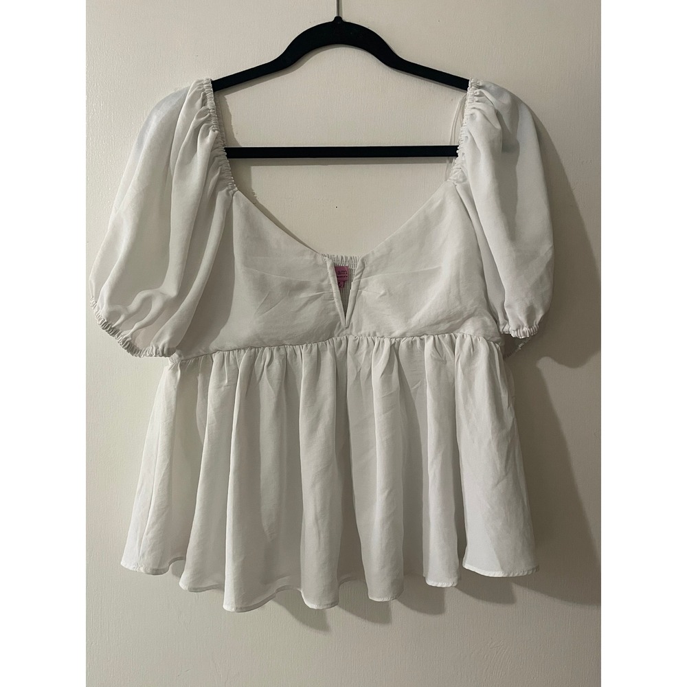Francesca's Mi Ami White Wrenlyn Puff Sleeve Smocked Peplum Blouse Top Size M